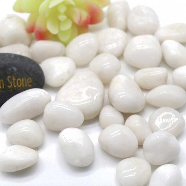 white high polished pebbles