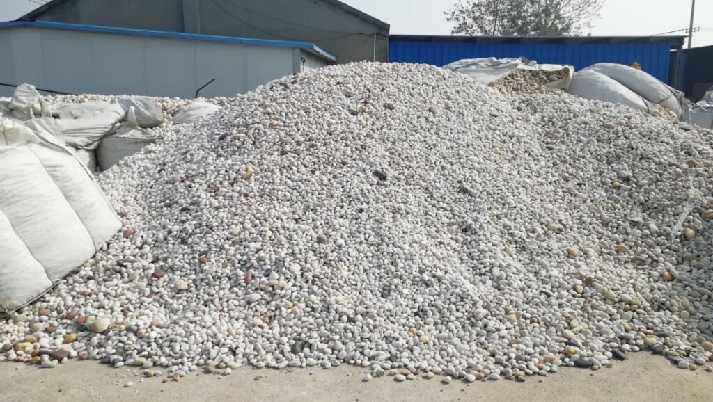 China pebble stone factory